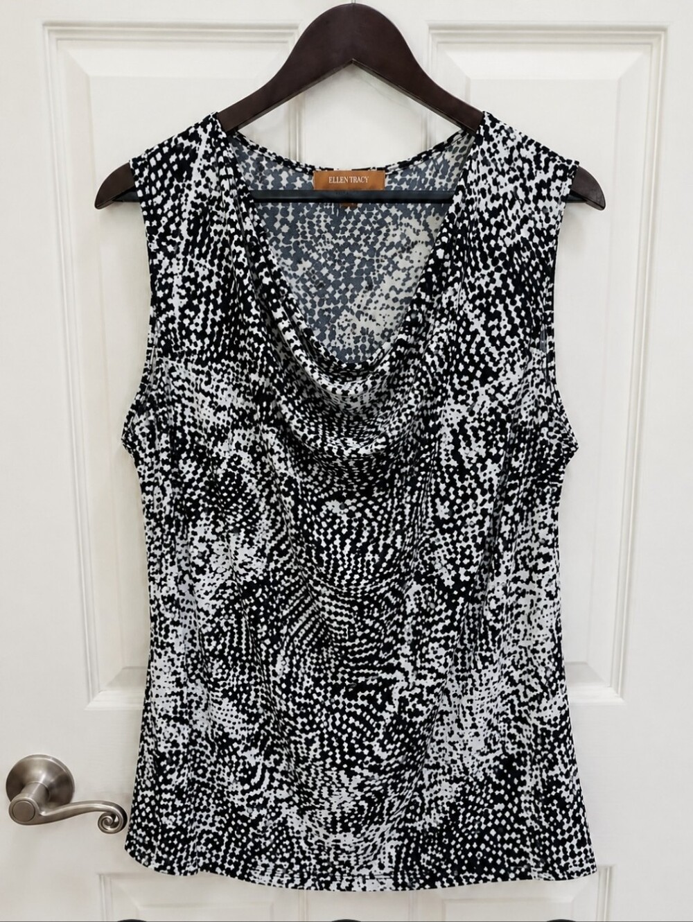 Ellen Tracy Black White Abstract Animal Print Drape Neck Sleeveless Blouse Sz XL